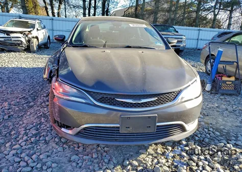 2016 Chrysler 200 Limited z USA, uszkodzony, nr VIN 1C3CCCAB0GN116161